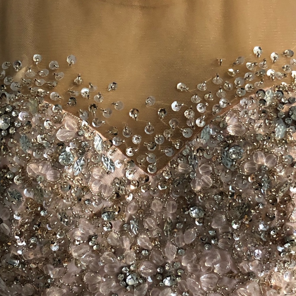 TERANI COUTURE - Picture 4 of 9